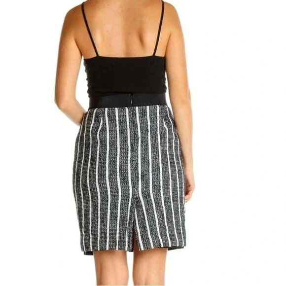Ann Taylor Dark Navy White Tweed Vertical Stripe Pencil Skirt Size 12 Large NWT - Picture 2 of 11